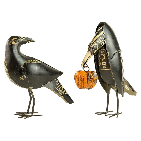 Pottery Barn Recycled Handmade Iron Crows With Pumpkin - Set Of 2 🎃 - Picture 3 of 17